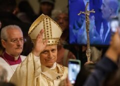 León XIV celebra su primera Pascua como papa bajo la sombra de la guerra en Oriente Medio