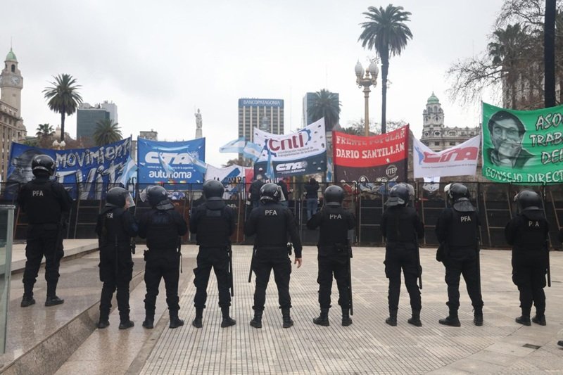 Protesta contra el FMI y el ajuste durante la visita de Kristalina Georgieva a la Argentina
