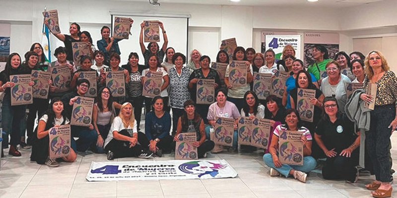 Participantes del 4° Encuentro de Mujeres de América Latina y el Caribe reunidas en Buenos Aires para debatir una agenda regional por los derechos de las mujeres.