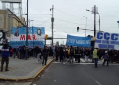 Organizaciones sociales y de la economía popular marchan y realizan cortes en todo el país durante la Jornada Nacional de Lucha para exigir la continuidad del programa Volver al Trabajo y rechazar las políticas de ajuste del gobierno nacional.
