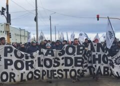 Trabajadores de Mirgor protestan en Río Grande tras el anuncio de casi 300 despidos en Tierra del Fuego