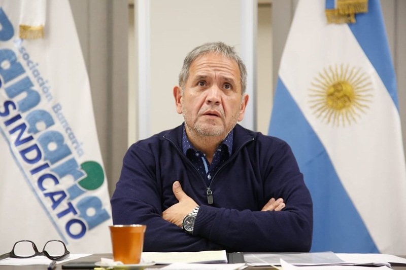 Sergio Palazzo cuestiona la reforma de la Carta Orgánica del Banco Central y las operaciones con las reservas de oro.