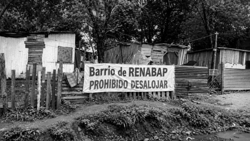 Movilización contra el Súper RIGI y la Ley de Inviolabilidad de la Propiedad Privada con consignas en defensa de la soberanía, la tierra, el trabajo y el desarrollo nacional.