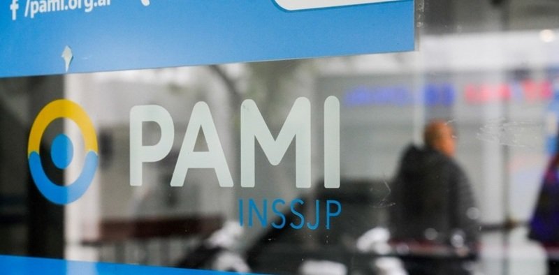Crisis del PAMI por un agujero financiero de $1,2 billones y problemas en las prestaciones a jubilados